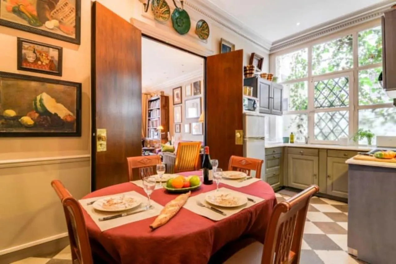 Apartman Guestready - Classic Parisian In Marais Párizs